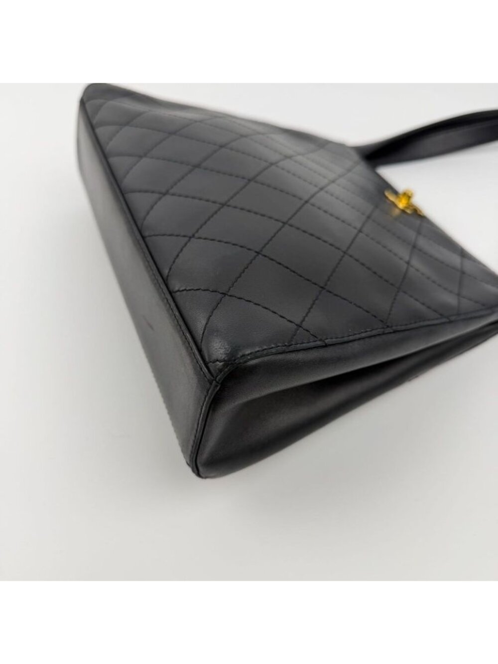 Chanel CC Logo Quilted Tote Black Leather No 5 Vintage - Picture 10 of 16